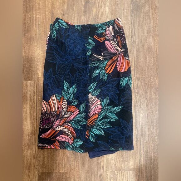MAEVE Anthropologie Faux Wrap Pencil Skirt Navy Floral 6 - Picture 3 of 4